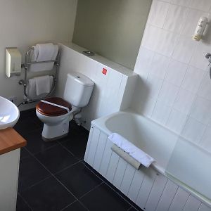 Twin Room Private Bathroom